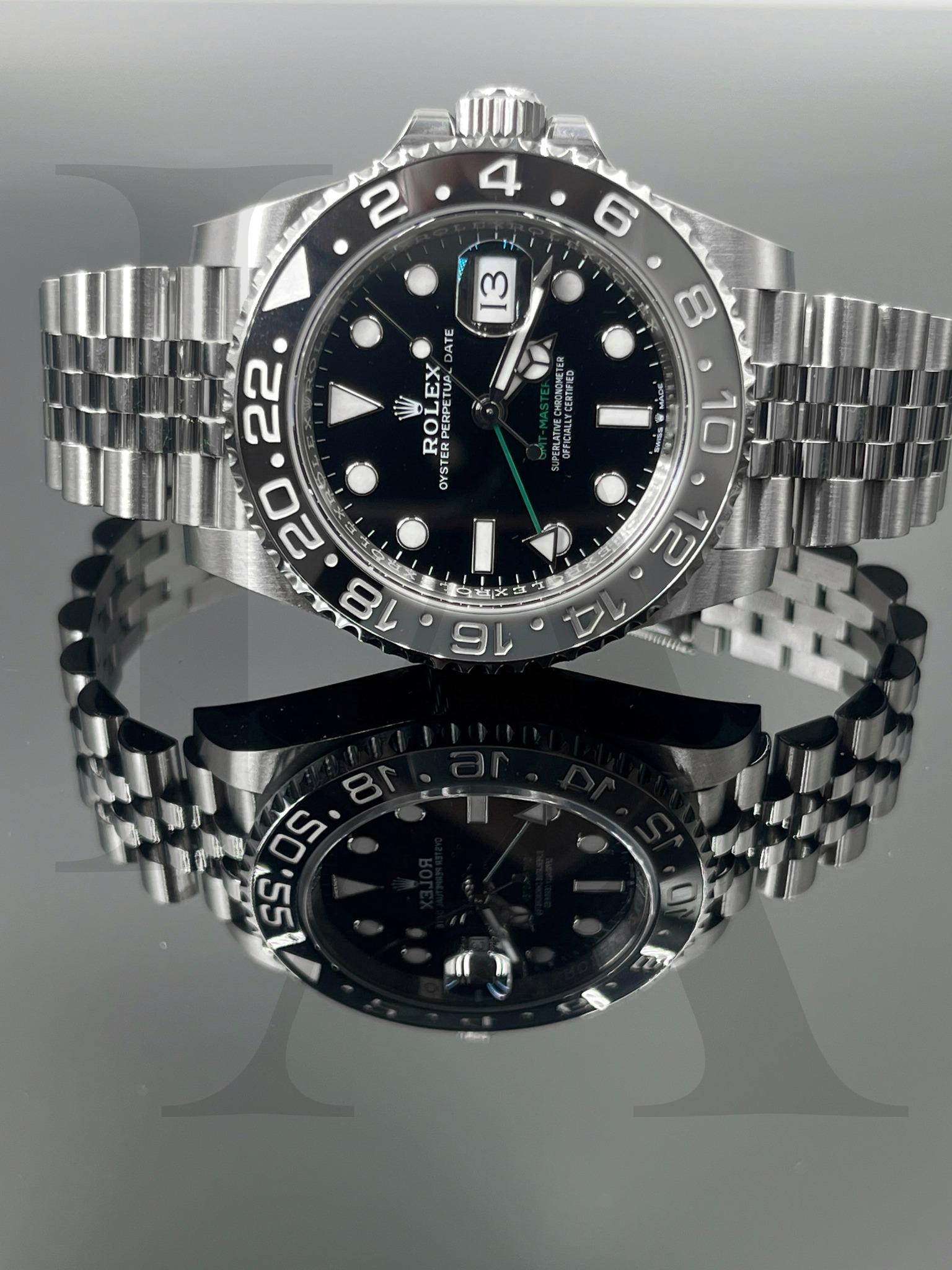 ROLEX | GMT-MASTER II | 126710GRNR-0003 | 綠針灰黑圈