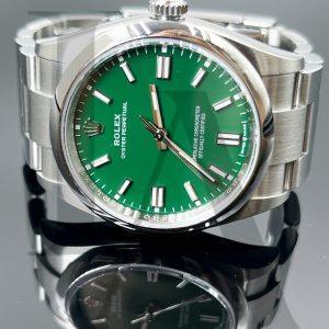 Rolex Oyster Perpetual 36 | 126000-0005 | Green